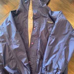 Patagonia Boys 10 rain jacket